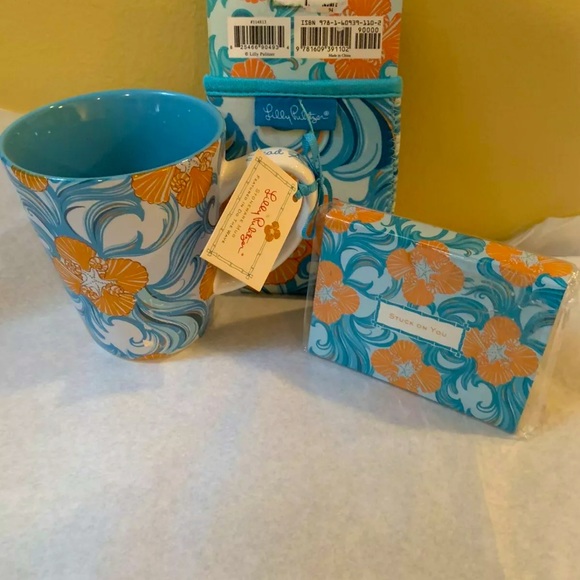 LILLY PULITZER COFFEE CUP WITH KOOZIE AND STICKY NOTE 3 PC SET IN DO THE WAVE - Picture 6 of 6